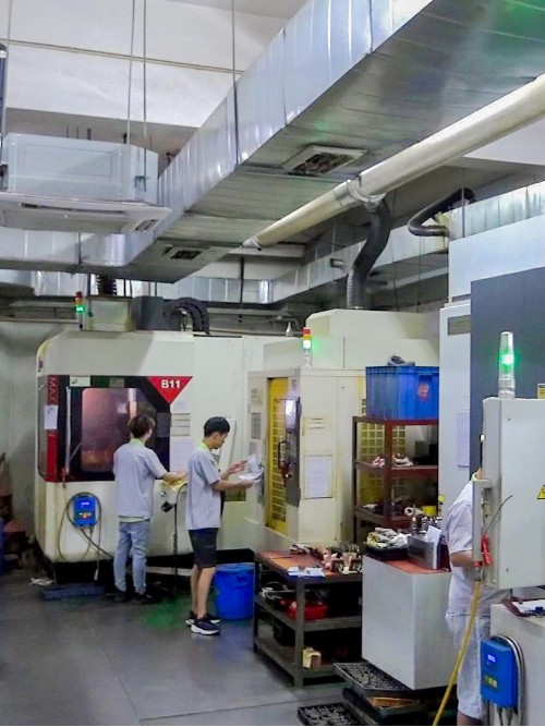 塑膠模具定制中空制品的優點及分類